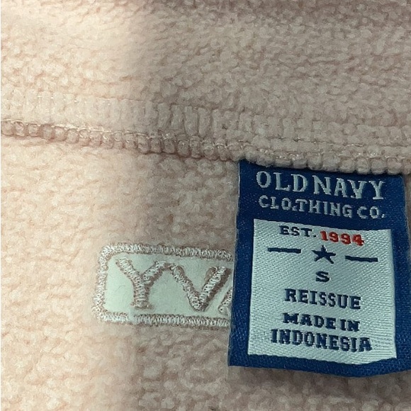 NWT Old Navy Reissue Fleece Small - Picture 3 of 3